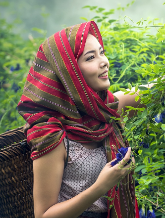 girl wearing scarf